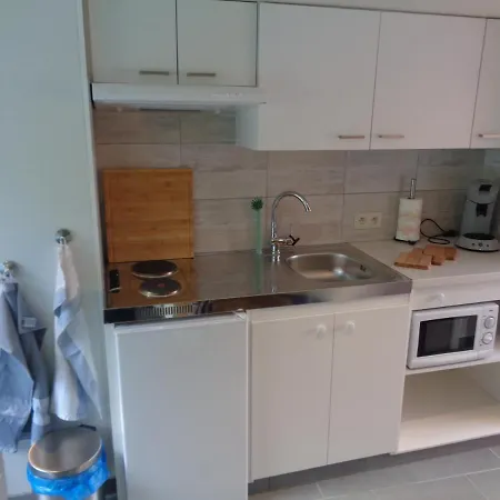 Au Pied De L'abbaye De Leffe Dinant