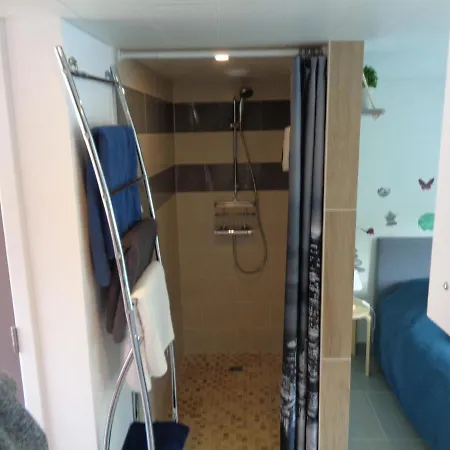 Au Pied De L'abbaye De Leffe Pensionat