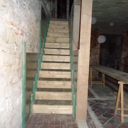 Pensionat Au Pied De L'abbaye De Leffe 3*