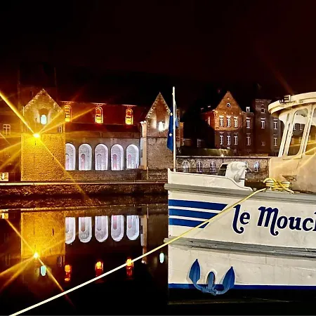 Au Pied De L'abbaye De Leffe