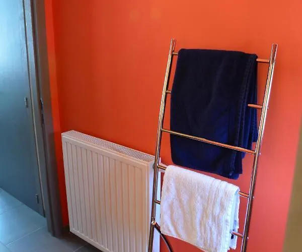 Au Pied De L'abbaye De Leffe