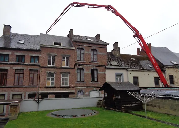 Au Pied De L'abbaye De Leffe Guest house Dinant
